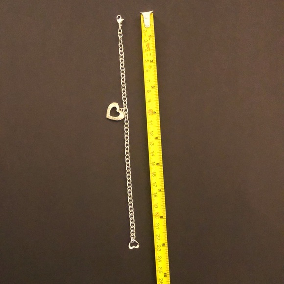 ‼️SOLD‼️ SWAROVSKI chain link bracelet with open heart surrounded by crystals. - Picture 3 of 7